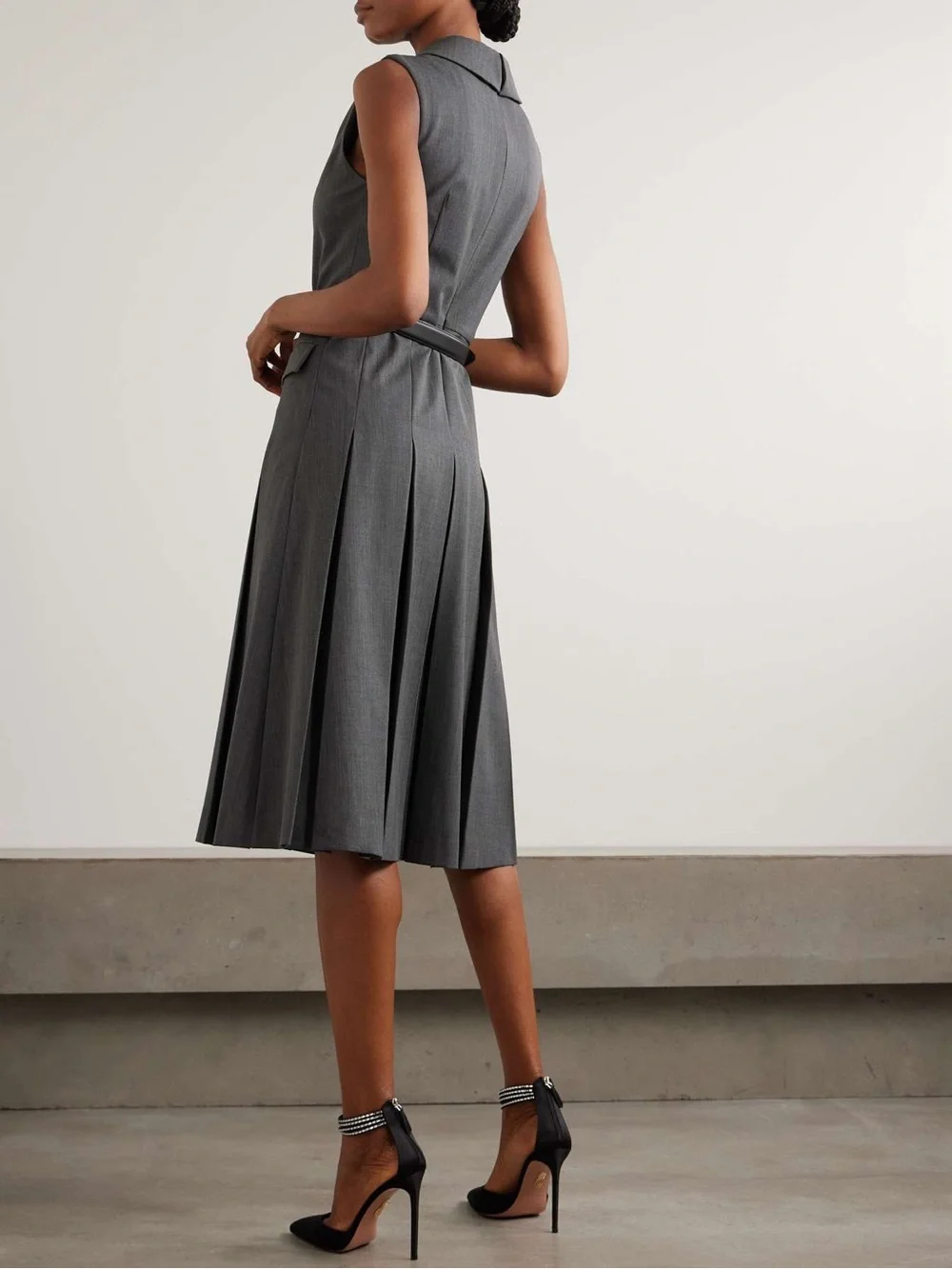 NWOT Self-Portrait GREY TAILORED PLEATED MIDI DRESS - Picture 4 of 12